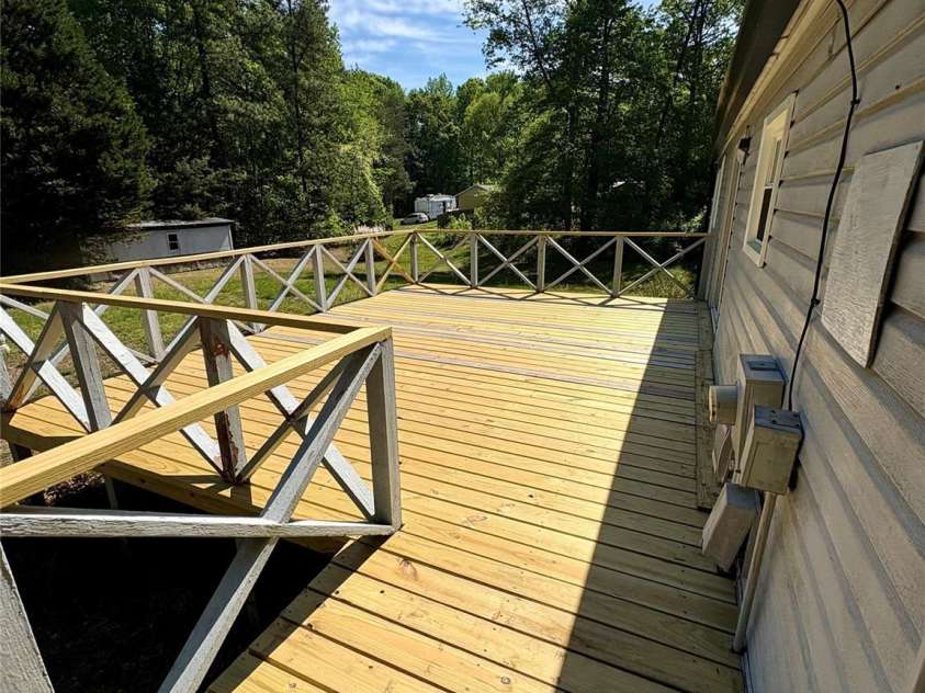 5022 Wrenn Drive, Denver, NC 28037.  MLS# CAR4370723, YatesRealty ID 12129. 