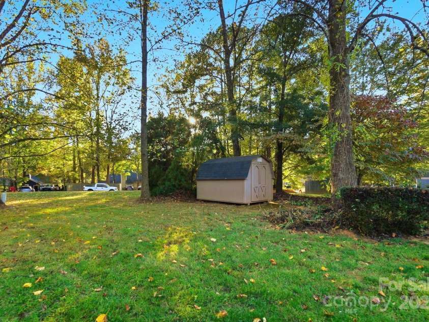 10200 Atchinson Drive, Mint Hill, NC 28227.  MLS# CAR4316126, YatesRealty ID 1213. 