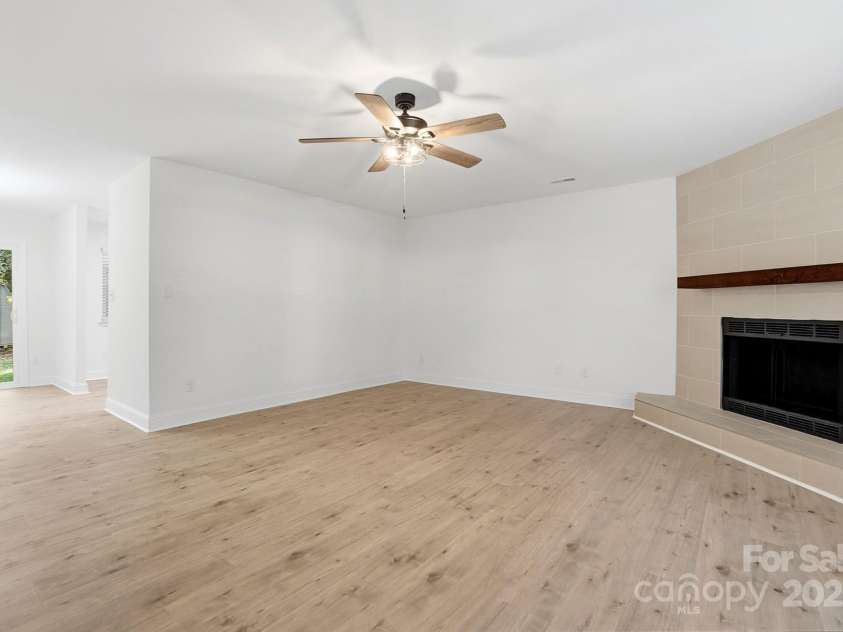 10200 Atchinson Drive, Mint Hill, NC 28227.  MLS# CAR4316126, YatesRealty ID 1213. 