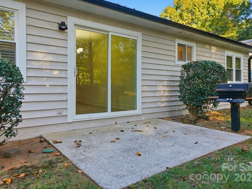 10200 Atchinson Drive, Mint Hill, NC 28227.  MLS# CAR4316126, YatesRealty ID 1213. 