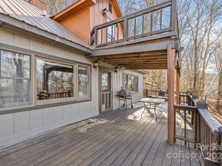258 Lucas Lane, Mars Hill, NC 28754.  MLS# CAR4211991, YatesRealty ID 1213. 