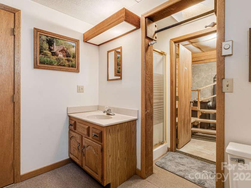 258 Lucas Lane, Mars Hill, NC 28754.  MLS# CAR4211991, YatesRealty ID 1213. 