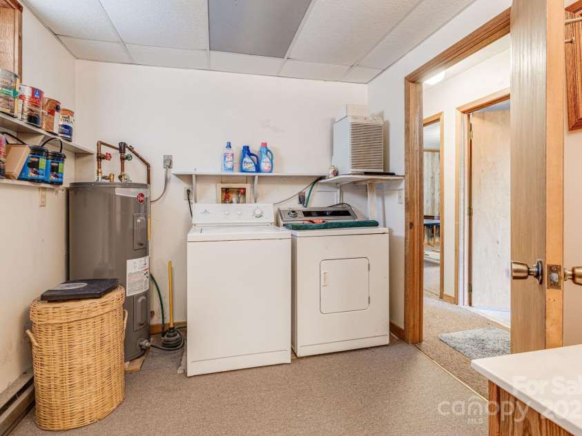 258 Lucas Lane, Mars Hill, NC 28754.  MLS# CAR4211991, YatesRealty ID 1213. 