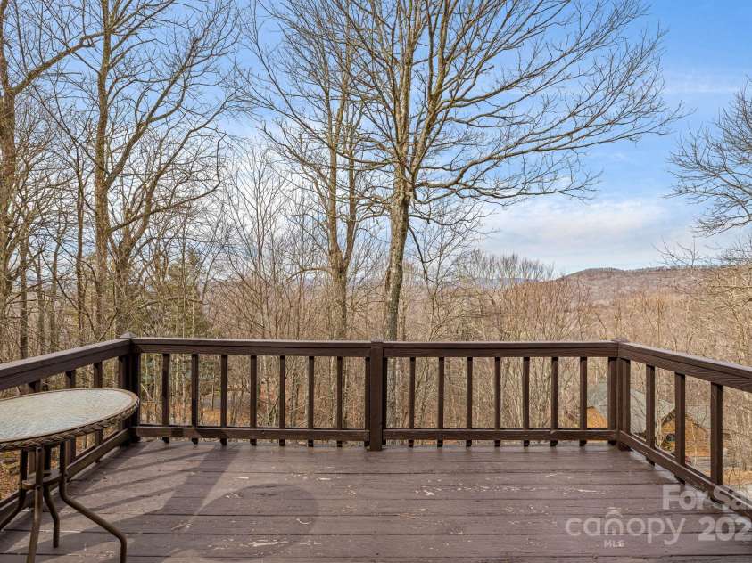 258 Lucas Lane, Mars Hill, NC 28754.  MLS# CAR4211991, YatesRealty ID 1213. 