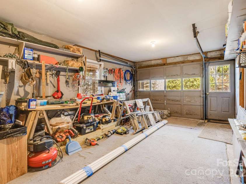 258 Lucas Lane, Mars Hill, NC 28754.  MLS# CAR4211991, YatesRealty ID 1213. Single car basement garage