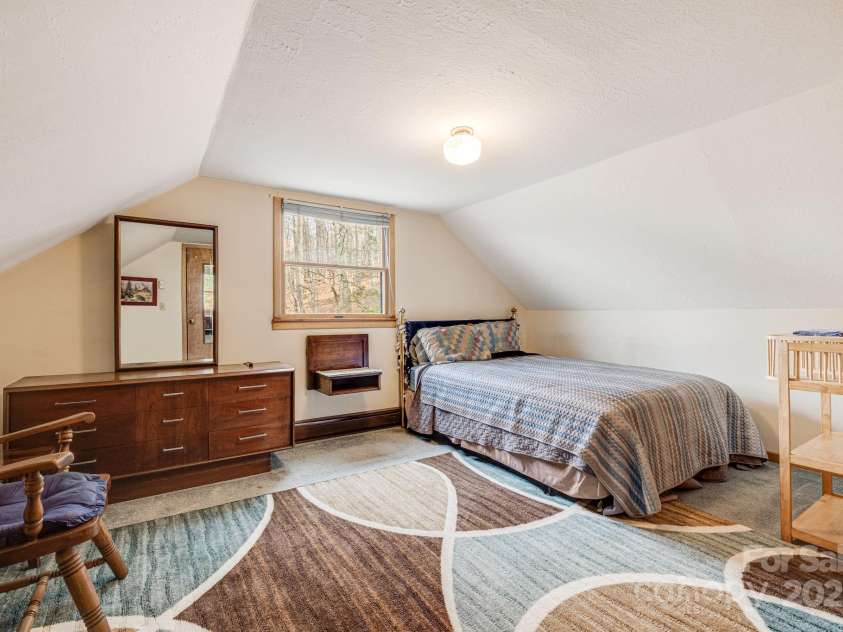 258 Lucas Lane, Mars Hill, NC 28754.  MLS# CAR4211991, YatesRealty ID 1213. Upper Level Bedroom