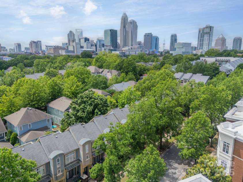 738 Garden District Drive, Charlotte, NC 28202.  MLS# CAR4255634, YatesRealty ID 12131. Aerial view of property