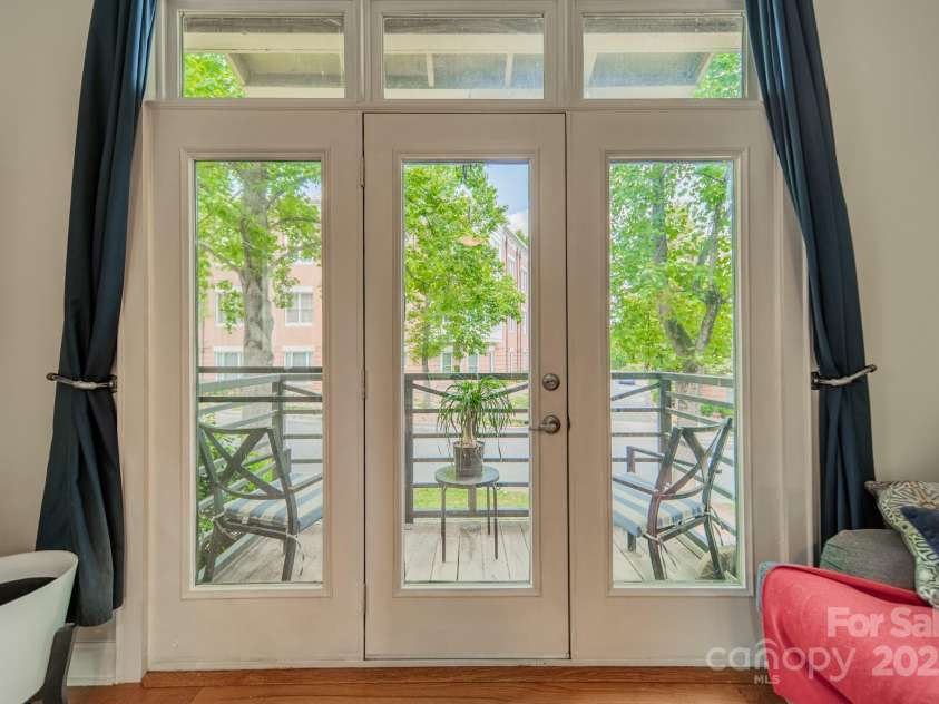 738 Garden District Drive, Charlotte, NC 28202.  MLS# CAR4255634, YatesRealty ID 12131. Main level balcony
