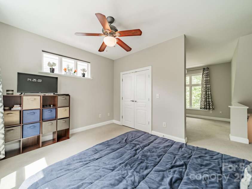 738 Garden District Drive, Charlotte, NC 28202.  MLS# CAR4255634, YatesRealty ID 12131. Upper level bedroom w/ bonus room area