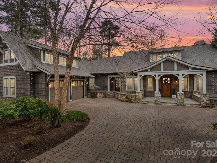 14 Landsdowne Court, Asheville, NC 28803.  MLS# CAR4330052, YatesRealty ID 12132. 