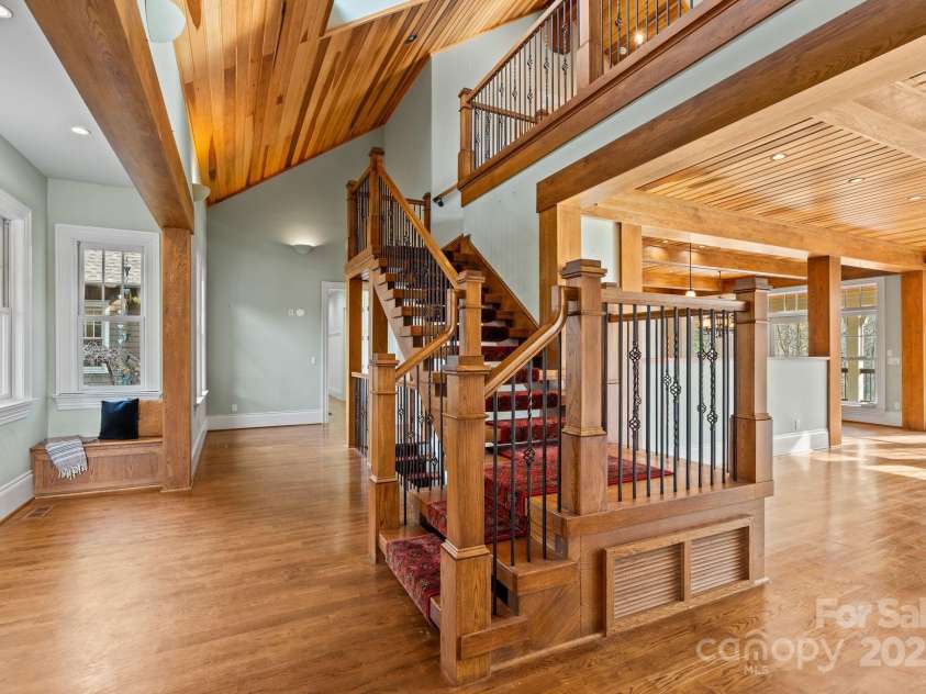 14 Landsdowne Court, Asheville, NC 28803.  MLS# CAR4330052, YatesRealty ID 12132. 