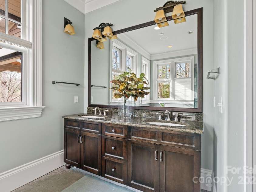 14 Landsdowne Court, Asheville, NC 28803.  MLS# CAR4330052, YatesRealty ID 12132. 