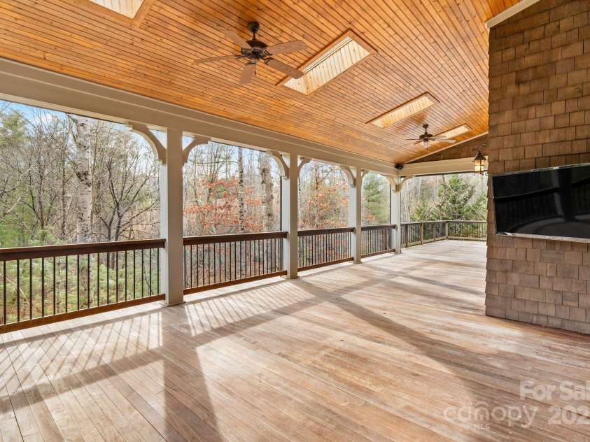 14 Landsdowne Court, Asheville, NC 28803.  MLS# CAR4330052, YatesRealty ID 12132. 