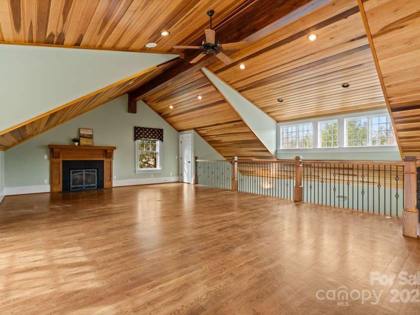 14 Landsdowne Court, Asheville, NC 28803.  MLS# CAR4330052, YatesRealty ID 12132. 