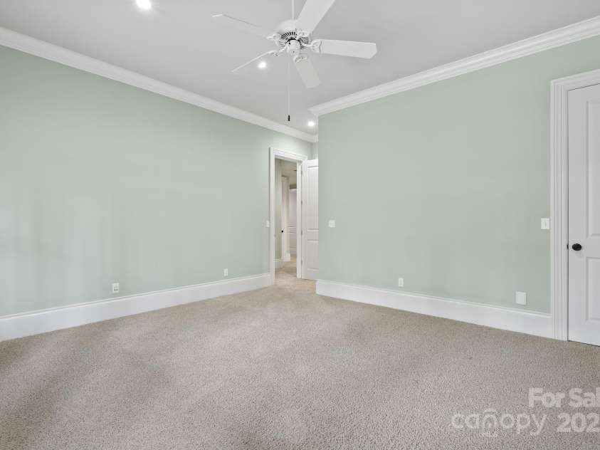 14 Landsdowne Court, Asheville, NC 28803.  MLS# CAR4330052, YatesRealty ID 12132. 