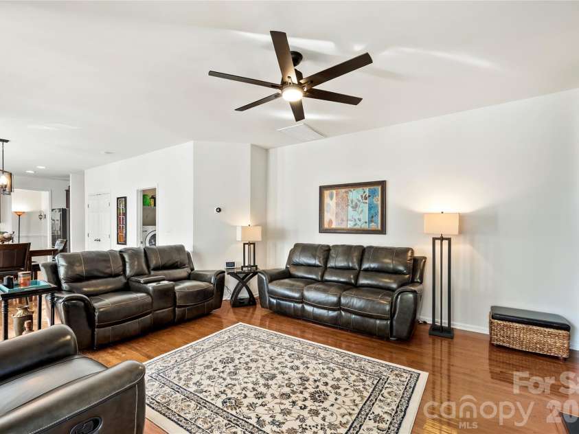 1019 Markwell Drive, Matthews, NC 28105.  MLS# CAR4367066, YatesRealty ID 12134. 