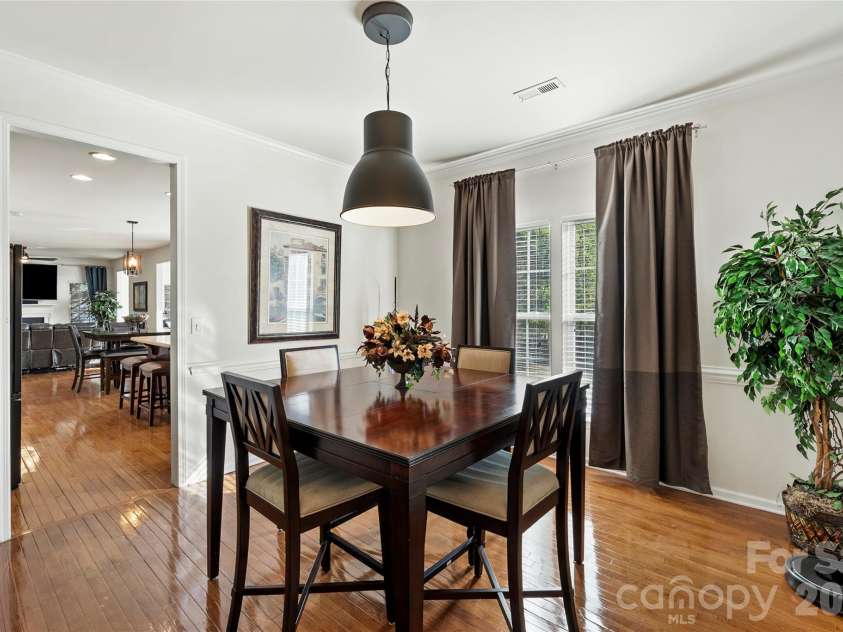 1019 Markwell Drive, Matthews, NC 28105.  MLS# CAR4367066, YatesRealty ID 12134. 