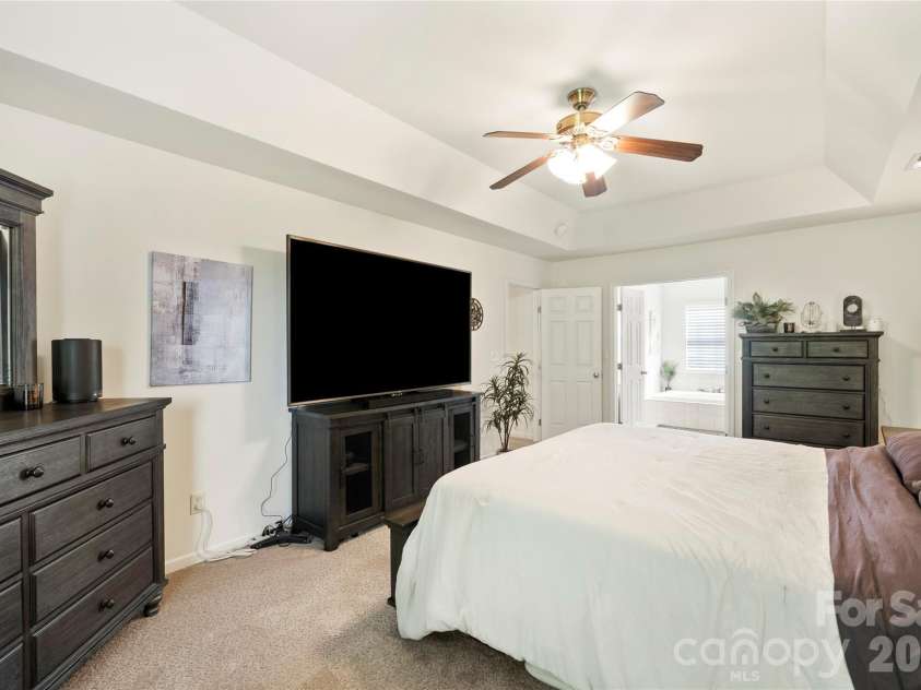 1019 Markwell Drive, Matthews, NC 28105.  MLS# CAR4367066, YatesRealty ID 12134. 