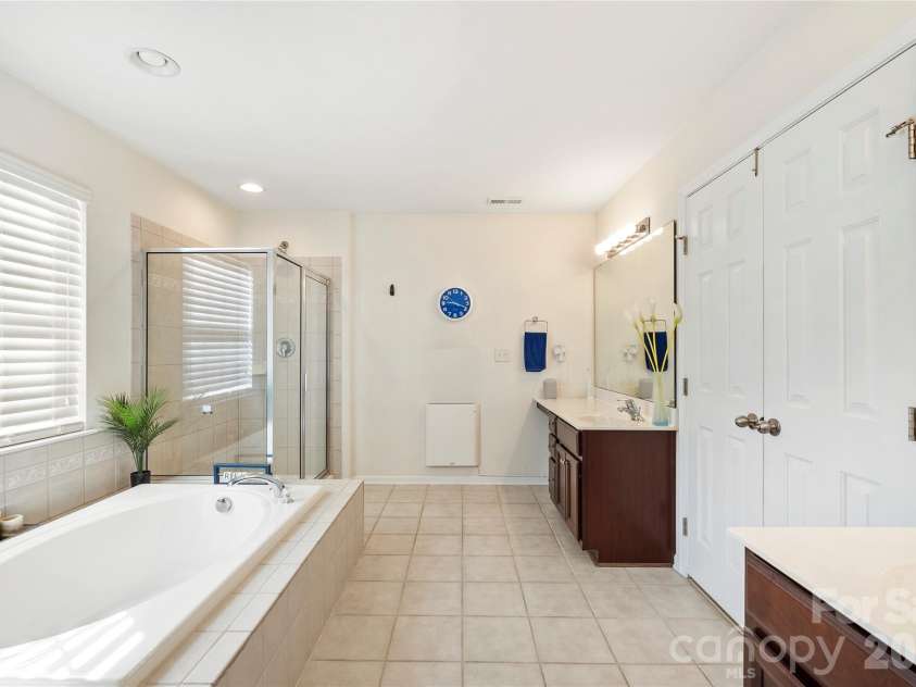 1019 Markwell Drive, Matthews, NC 28105.  MLS# CAR4367066, YatesRealty ID 12134. 