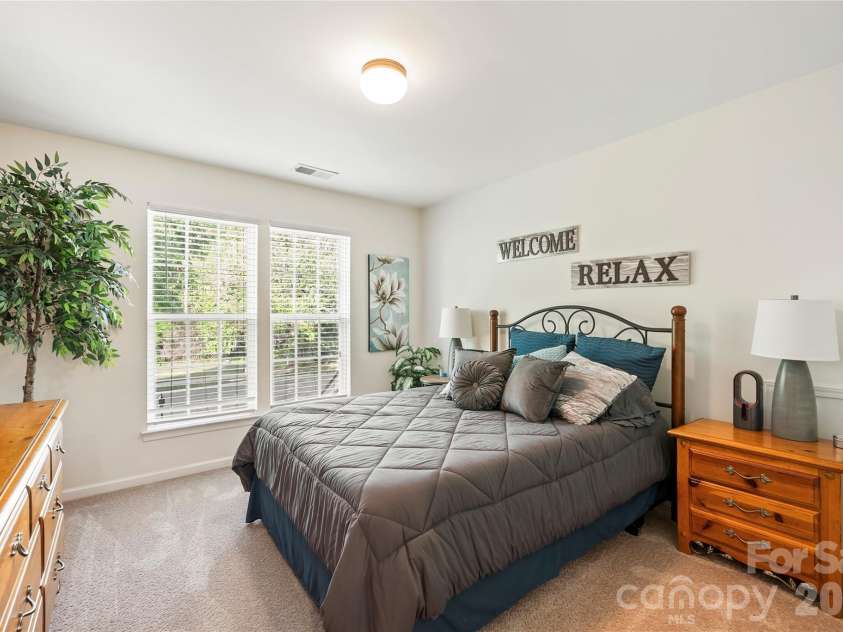 1019 Markwell Drive, Matthews, NC 28105.  MLS# CAR4367066, YatesRealty ID 12134. 