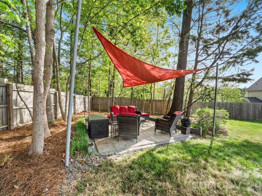 1019 Markwell Drive, Matthews, NC 28105.  MLS# CAR4367066, YatesRealty ID 12134. 