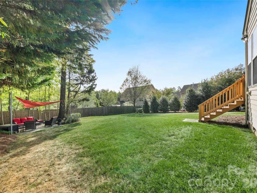 1019 Markwell Drive, Matthews, NC 28105.  MLS# CAR4367066, YatesRealty ID 12134. 