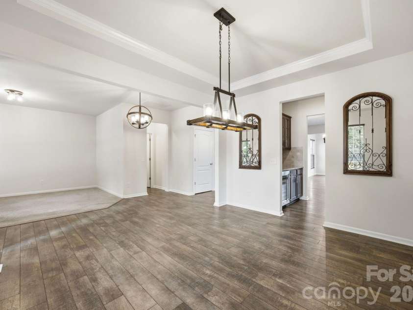 12412 Current Drive, Charlotte, NC 28278.  MLS# CAR4353698, YatesRealty ID 12135. 