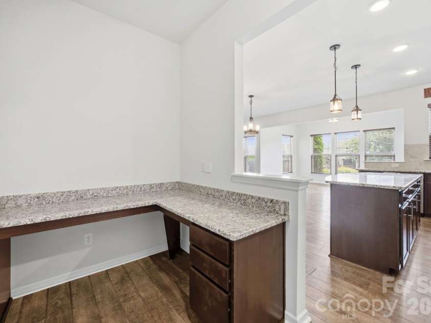 12412 Current Drive, Charlotte, NC 28278.  MLS# CAR4353698, YatesRealty ID 12135. 
