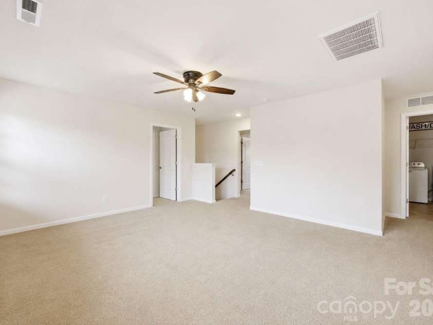 12412 Current Drive, Charlotte, NC 28278.  MLS# CAR4353698, YatesRealty ID 12135. 