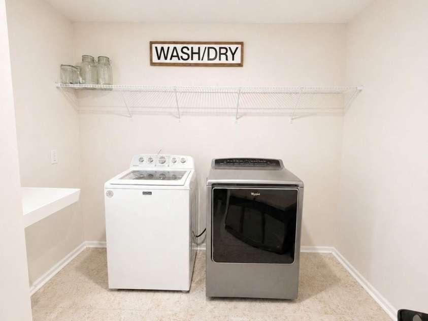 12412 Current Drive, Charlotte, NC 28278.  MLS# CAR4353698, YatesRealty ID 12135. 