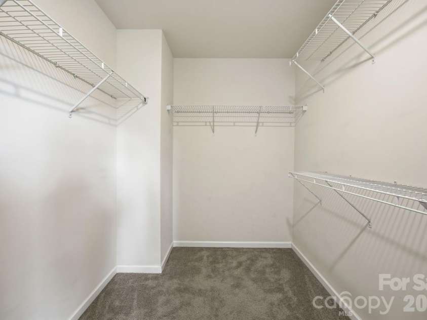 12412 Current Drive, Charlotte, NC 28278.  MLS# CAR4353698, YatesRealty ID 12135. 