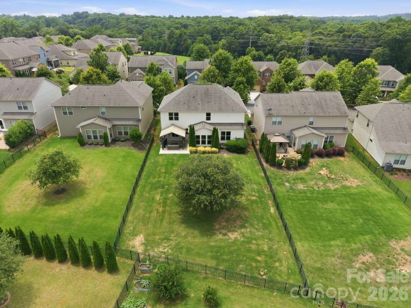 12412 Current Drive, Charlotte, NC 28278.  MLS# CAR4353698, YatesRealty ID 12135. 