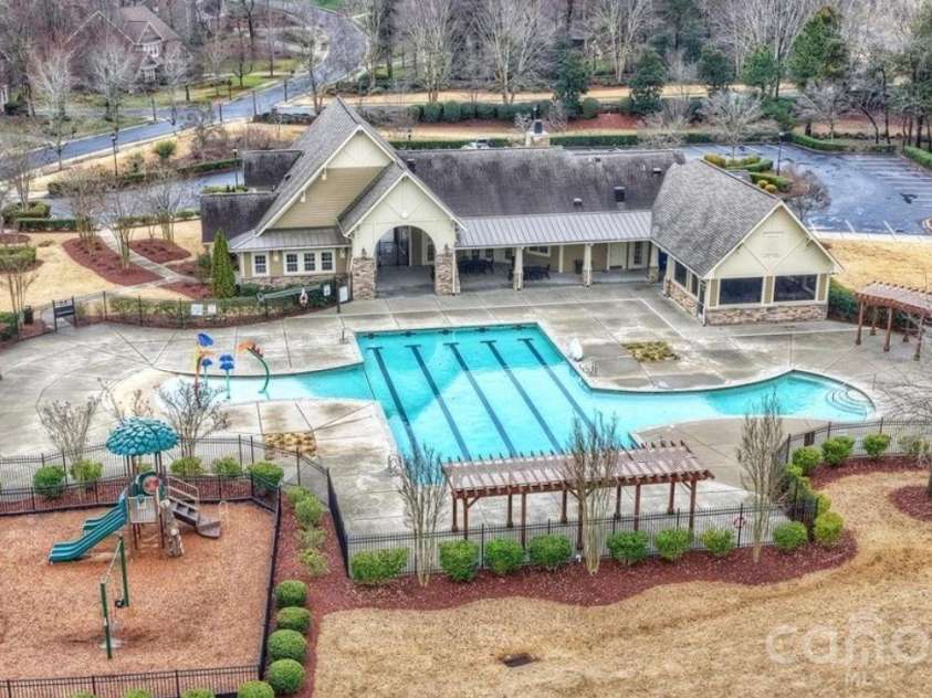 12412 Current Drive, Charlotte, NC 28278.  MLS# CAR4353698, YatesRealty ID 12135. 