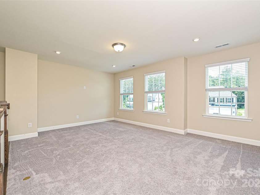 2025 Sweet Magnolia Lane, Clover, SC 29710.  MLS# CAR4257665, YatesRealty ID 12135. Loft