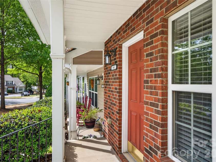 149 Marakery Road, Mooresville, NC 28115.  MLS# CAR4366541, YatesRealty ID 12136. 