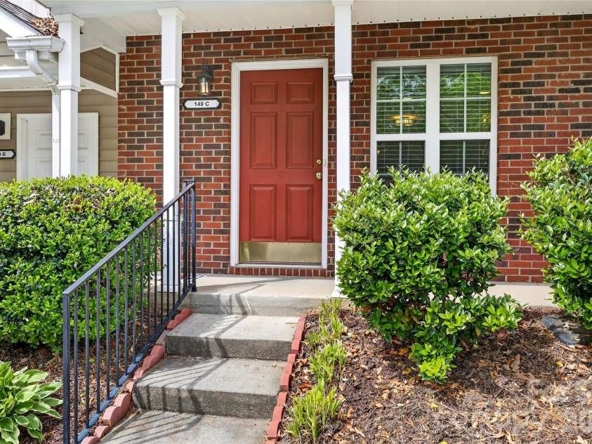 149 Marakery Road, Mooresville, NC 28115.  MLS# CAR4366541, YatesRealty ID 12136. 