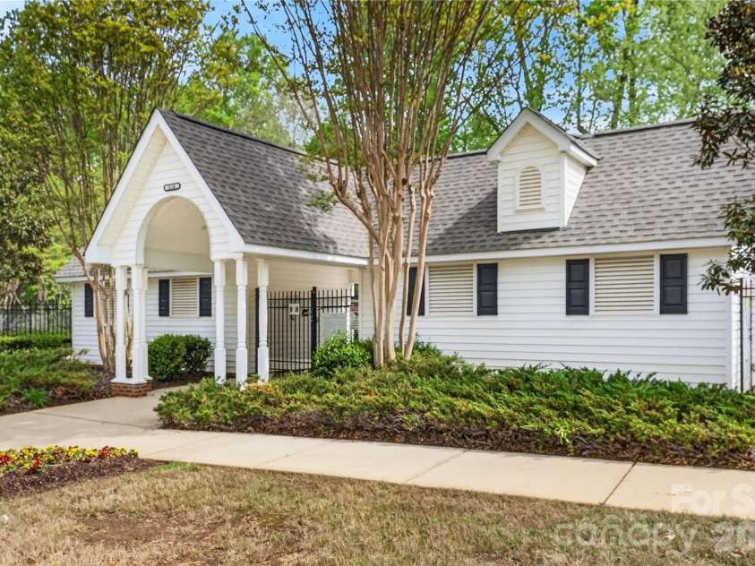 149 Marakery Road, Mooresville, NC 28115.  MLS# CAR4366541, YatesRealty ID 12136. 