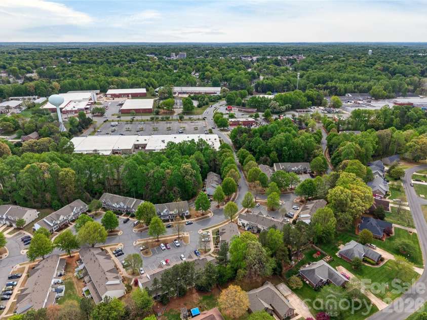 149 Marakery Road, Mooresville, NC 28115.  MLS# CAR4366541, YatesRealty ID 12136. 