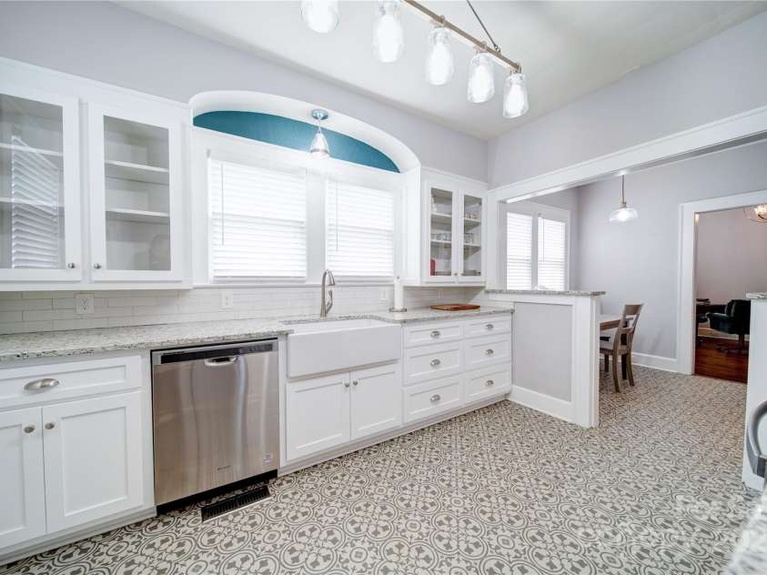 501 Pee Dee Avenue, Albemarle, NC 28001.  MLS# CAR4257502, YatesRealty ID 12136. 