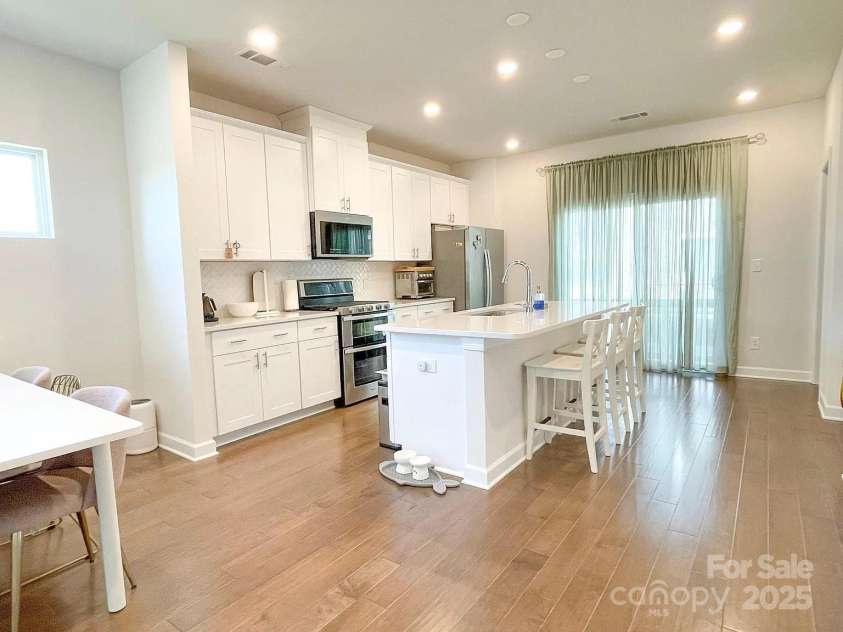 2019 Tears Lane, Charlotte, NC 28217.  MLS# CAR4256316, YatesRealty ID 12137. 