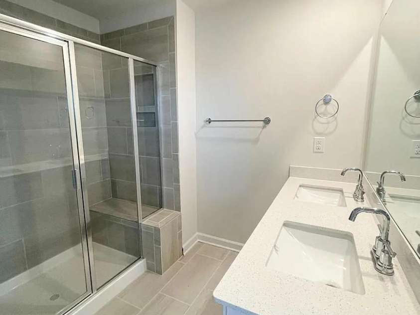 2019 Tears Lane, Charlotte, NC 28217.  MLS# CAR4256316, YatesRealty ID 12137. 