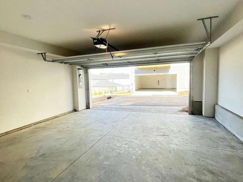 2019 Tears Lane, Charlotte, NC 28217.  MLS# CAR4256316, YatesRealty ID 12137. 