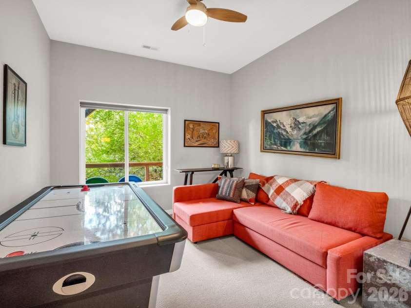 80 Richland Street, Asheville, NC 28806.  MLS# CAR4360184, YatesRealty ID 12138. 