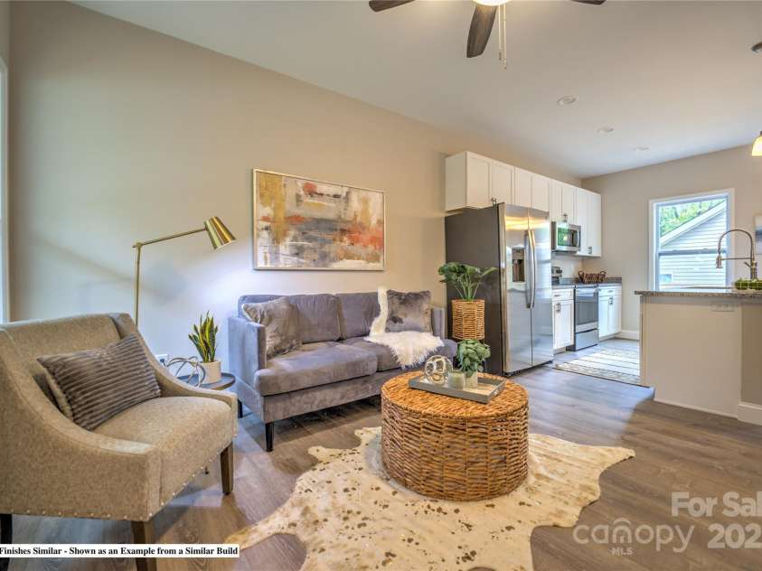 19 Willow Wood Trail, Hendersonville, NC 28739.  MLS# CAR4257786, YatesRealty ID 12139. 