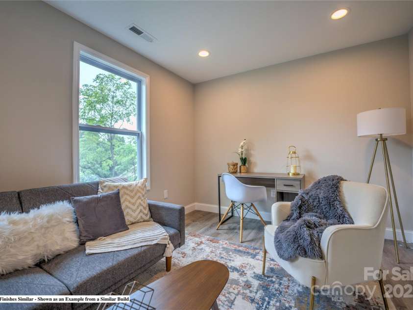 19 Willow Wood Trail, Hendersonville, NC 28739.  MLS# CAR4257786, YatesRealty ID 12139. 