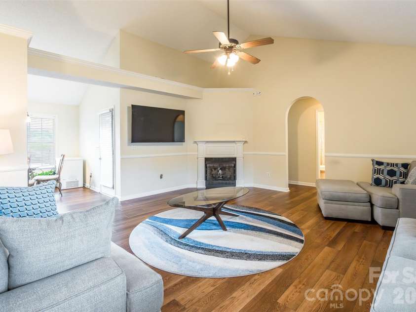 2098 Mallard Creek Drive, Rock Hill, SC 29732.  MLS# CAR4375601, YatesRealty ID 1214. 