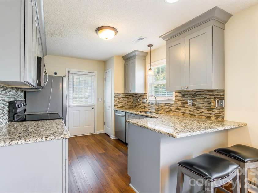 2098 Mallard Creek Drive, Rock Hill, SC 29732.  MLS# CAR4375601, YatesRealty ID 1214. 