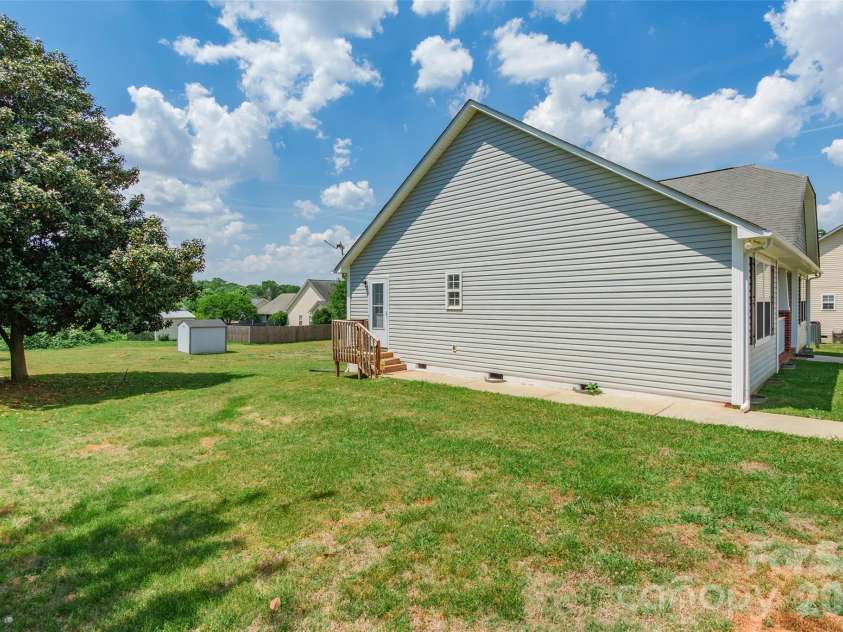 2098 Mallard Creek Drive, Rock Hill, SC 29732.  MLS# CAR4375601, YatesRealty ID 1214. 