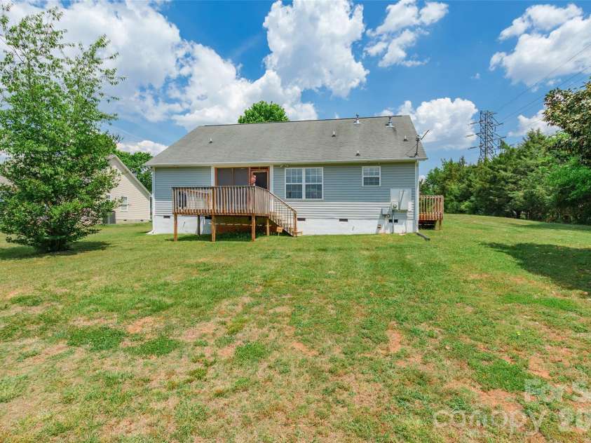 2098 Mallard Creek Drive, Rock Hill, SC 29732.  MLS# CAR4375601, YatesRealty ID 1214. 