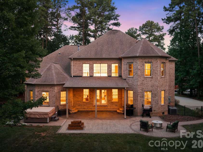 250 Barber Loop, Mooresville, NC 28117.  MLS# CAR4399847, YatesRealty ID 12141. 